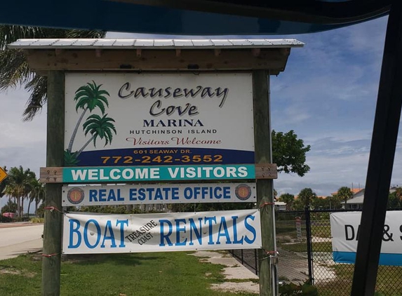 Causeway Cove Marina - Fort Pierce, FL