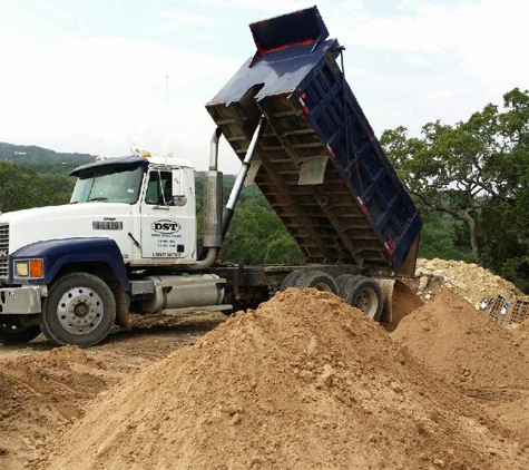 Dripping Springs Trucking - Dripping Springs, TX