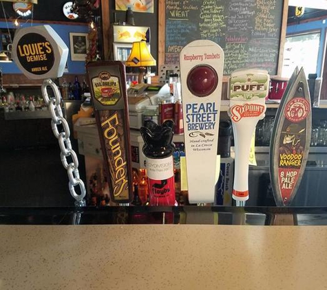 Hollyrock's - Wisconsin Rapids, WI