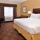 Holiday Inn Express & Suites Cincinnati-N/Sharonville