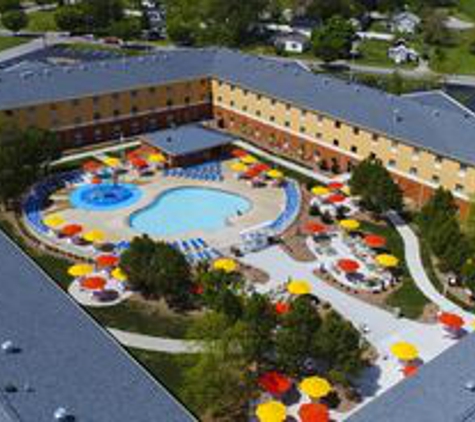 Cedar Point's Express Hotel - Sandusky, OH