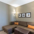 Comfort Suites Kyle - Motels