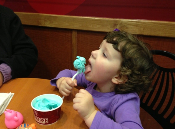 Cold Stone Creamery - Hingham, MA