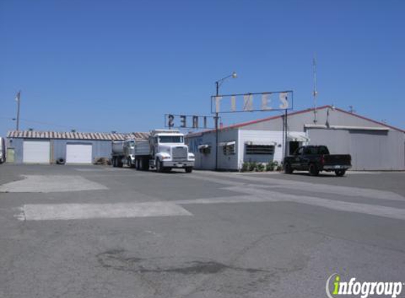 Quinlan's Tire Service Inc - American Canyon, CA