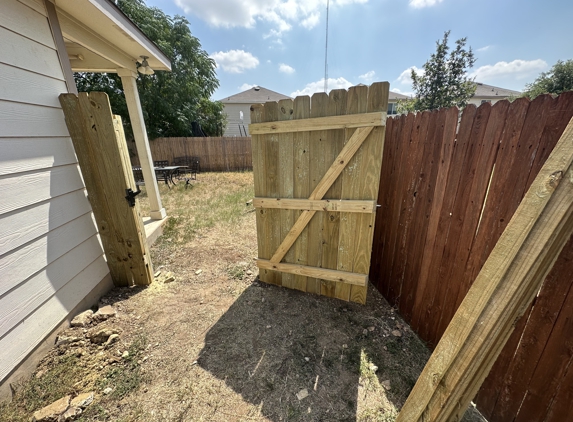 mccain enterprise landscaping services - San Antonio, TX. Completed gate.