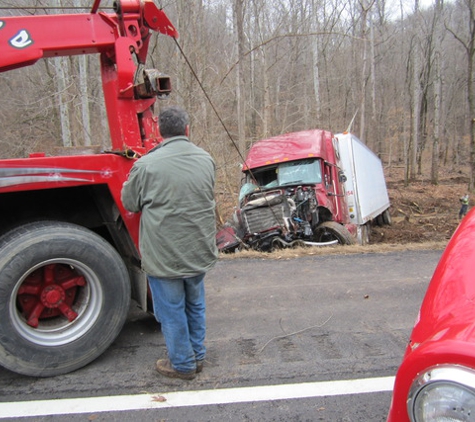 Barnett's Wrecker Service & Repair - Waverly, TN