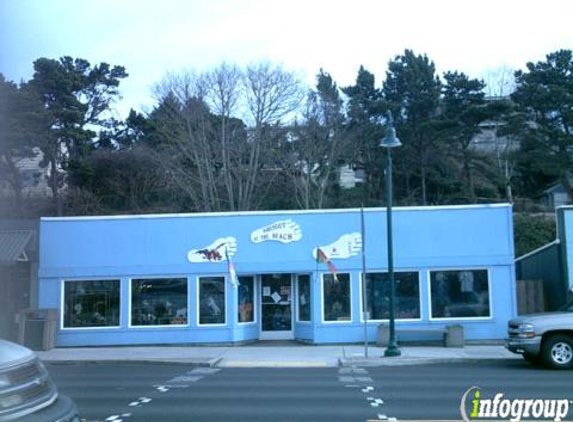 Barefoot at the Beach - Lincoln City, OR