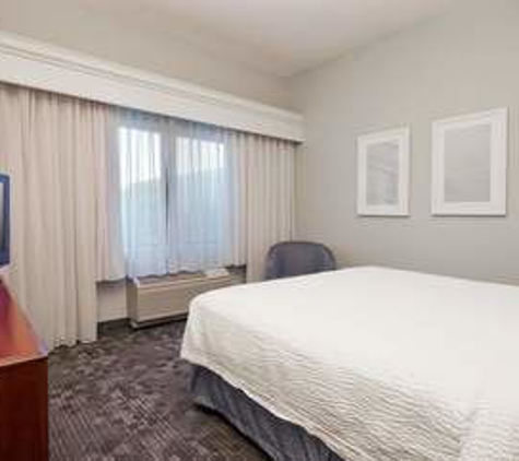 Courtyard by Marriott - Palmdale, CA