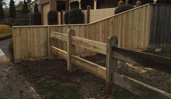 D & T Fencing Contractors - Traralgon, VIC