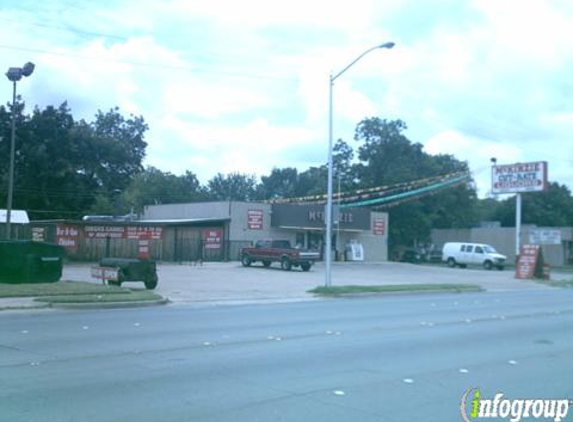 McKinzie Liquor & BBQ - Fort Worth, TX