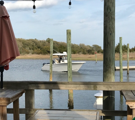 Sears Landing Grill & Boat - Surf City, NC