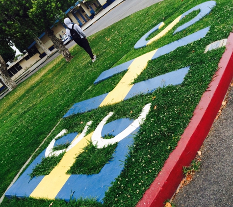 Birmingham Community Charter High School - Van Nuys, CA