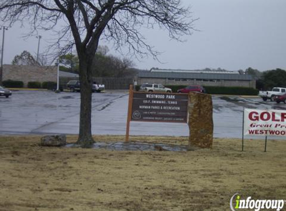 Westwood Tennis Center - Norman, OK