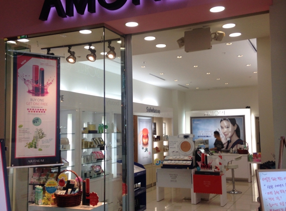 Amore Galleria - Los Angeles, CA. Store front