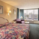 Days Inn by Wyndham Myrtle Beach-Grand Strand - Motels