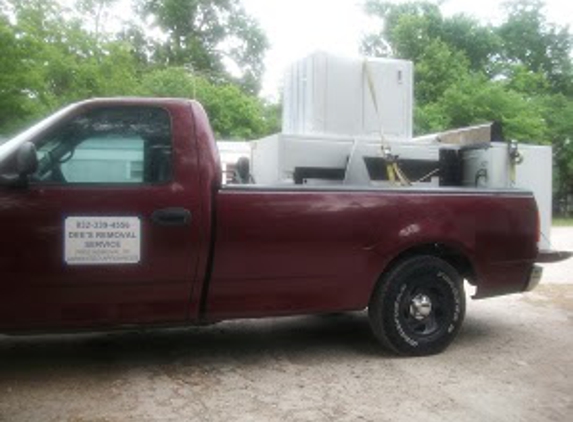 Dee's Removal Service - channelview, TX