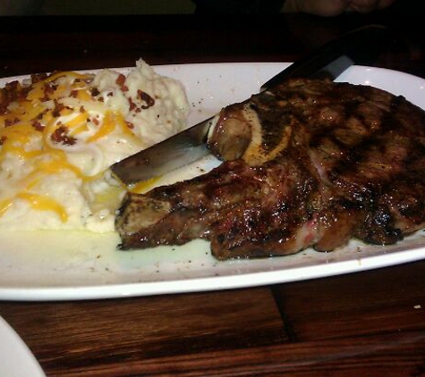 LongHorn Steakhouse - Bayonne, NJ