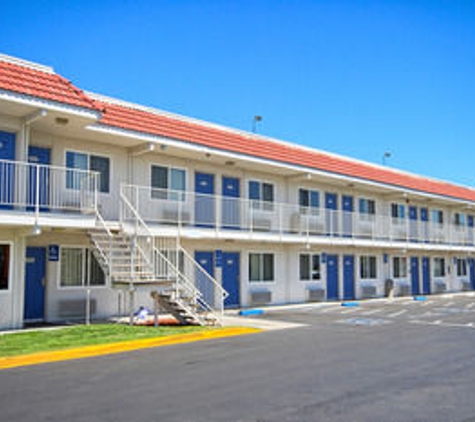 Motel 6 - Fresno, CA