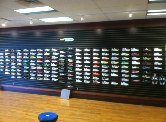 Achilles Running Shop - Mentor, OH