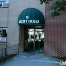 Abbott House Apartments - Apartment Finder & Rental Service