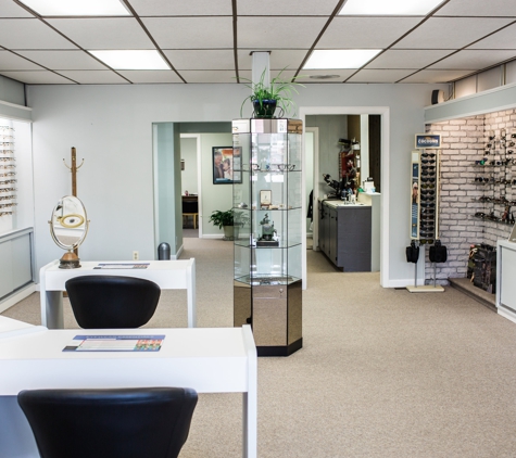 Berrie's Hearing and Optical Center - Brunswick, ME