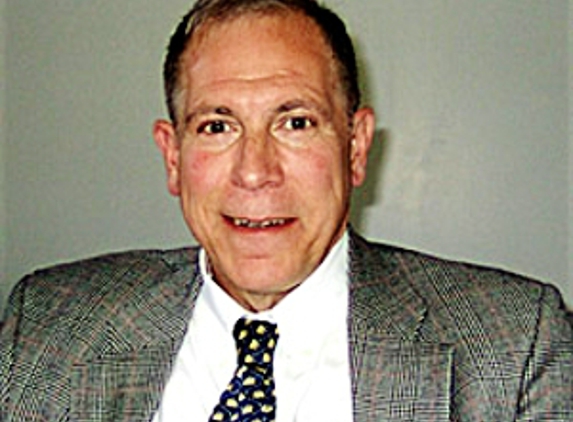 Ralph Earp, MD - Newport, RI