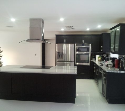 New Style Kitchen Cabinets - Hialeah, FL