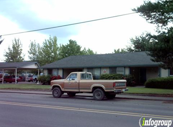 Garden Manor Apartments - Cornelius, OR