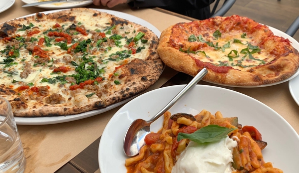 L'Antica Pizzeria Da Michele - Los Angeles, CA