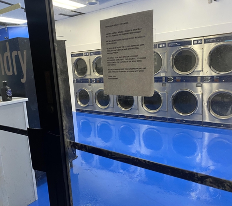 Elite Laundry & Dry Cleaners - Tarpon Springs, FL