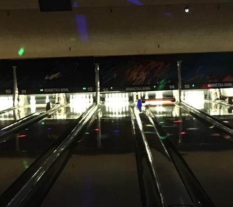 Winnetka Bowl - Los Angeles, CA