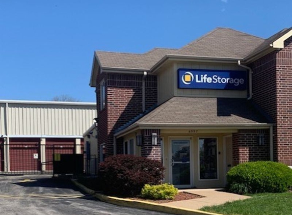 Life Storage - Saint Louis, MO