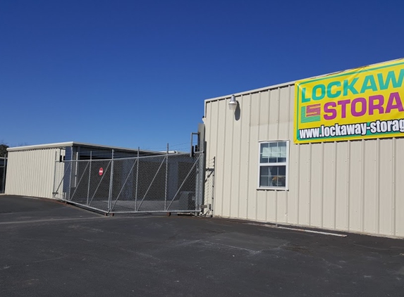 Lockaway Storage - San Antonio, TX