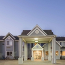 Boarders Inn & Suites by Cobblestone Hotels - Brush - Lodging