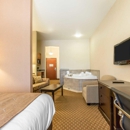 Comfort Suites Hopkinsville near Fort Campbell - Motels
