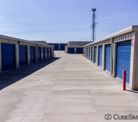 CubeSmart Self Storage - Grand Prairie, TX