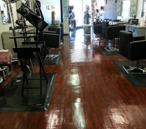 Ms Tonya's of Hollywood - Beauty Salon - Valley Village, CA