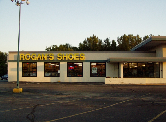 Rogan's Shoes - West Bend, WI