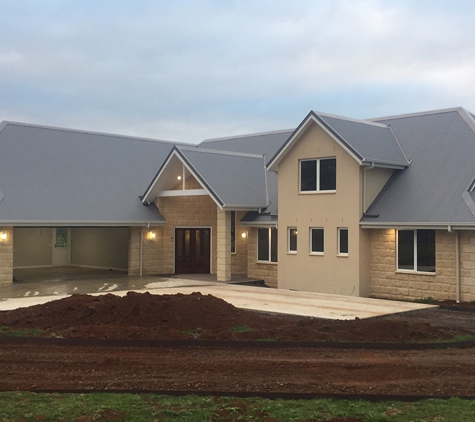 AJ & M Construction - Stowport, TAS. We Can Make Your Vision A Reality