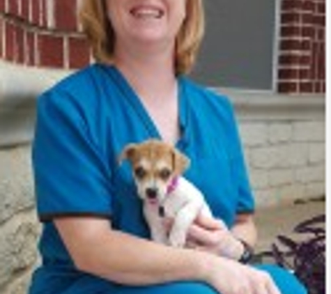 Country Club Pet Hospital - Roger E Kendrick DVM - Mansfield, TX