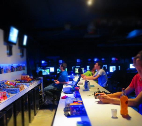 Clutch Gaming Arena & Energy Bar (LAN Center) - Arvada, CO