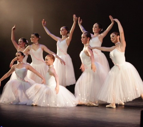 Studio 2324 - Raymond Terrace, NSW