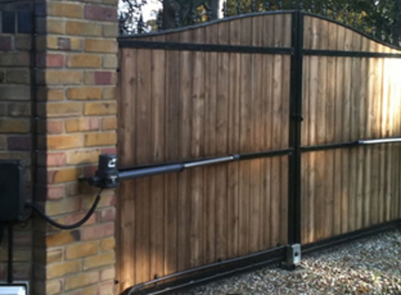 Gate Repair in Pasadena - Pasadena, CA