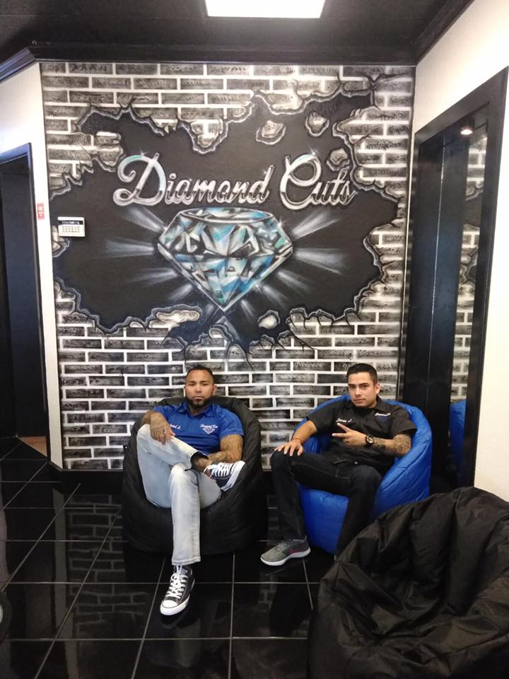 Diamond Cuts Barber And Beauty Shop 9 S 23rd St Mcallen Tx Yp Com