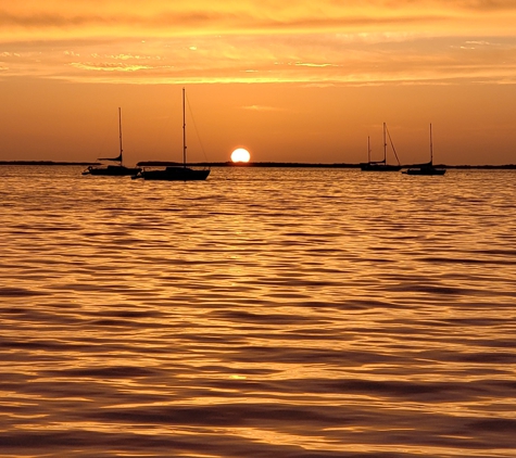 Sunset Cove Beach Resort - Key Largo, FL