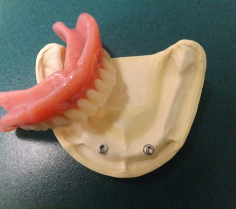 Paul Franco Denture Clinic - Broadbeach Waters, QLD
