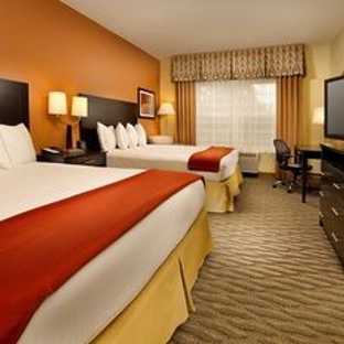 Holiday Inn Express & Suites Manassas - Manassas, VA