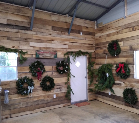 Firever Pines - Ruther Glen, VA. Wreath shop