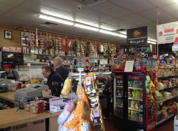 Italia Deli & Bakery - Agoura Hills, CA