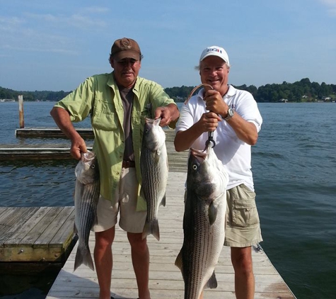 PointRunner's Striper Guide Service Smith Mountain Lake Va - Moneta, VA. PointRunner's SML Fishing Guide